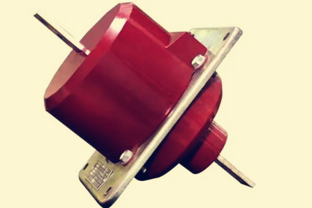 電流互感器如何測量大電流？如何接電流表？